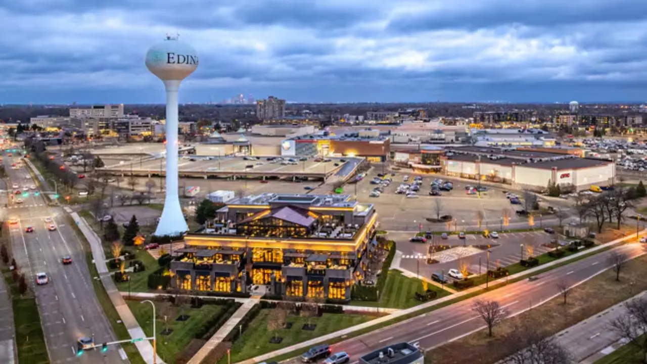 Mint Moving movers serving Edina