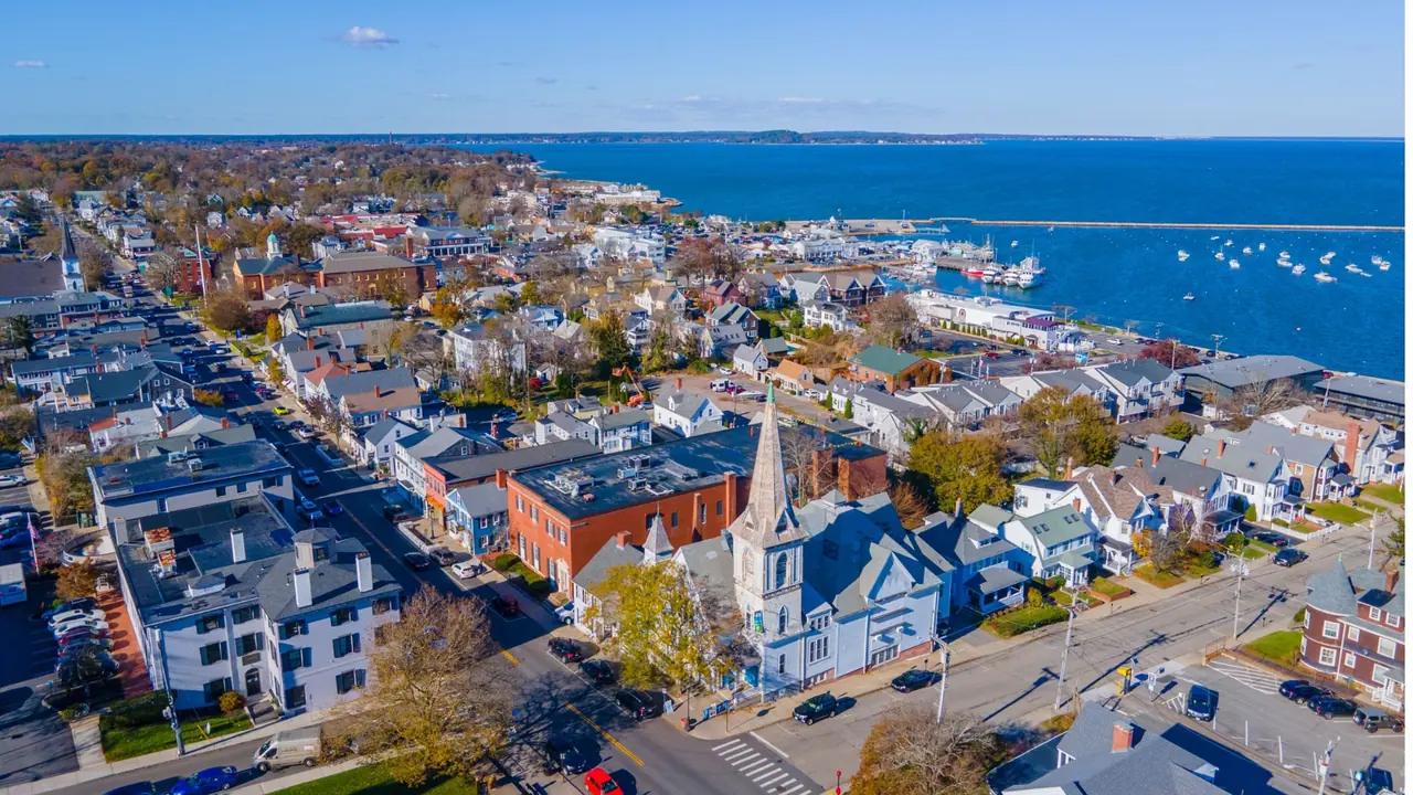 Mint Moving movers serving Plymouth